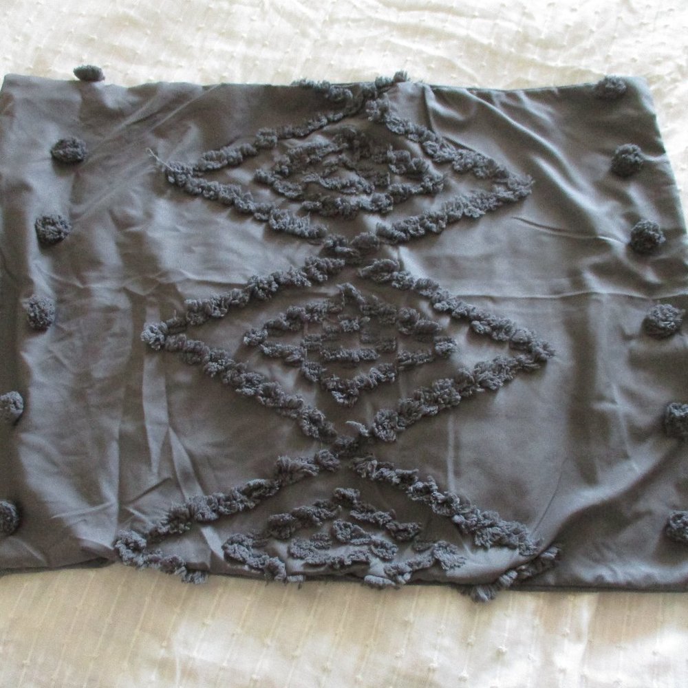 Set of 2 gray Boho pillowcases - Picture 2 of 6